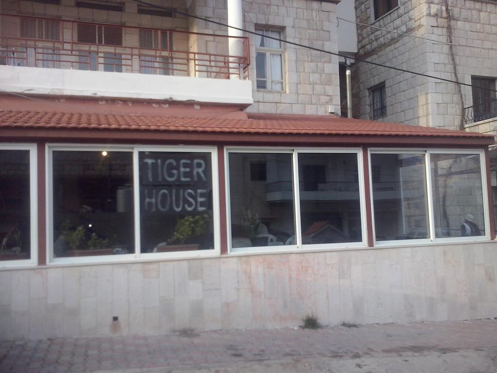 Tiger House Guest House Bcharré Eksteriør bilde
